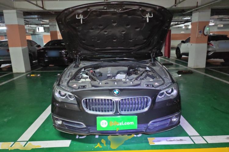 Used BMW 5 Series 2014 525Li Luxury Design Package Engine Bay