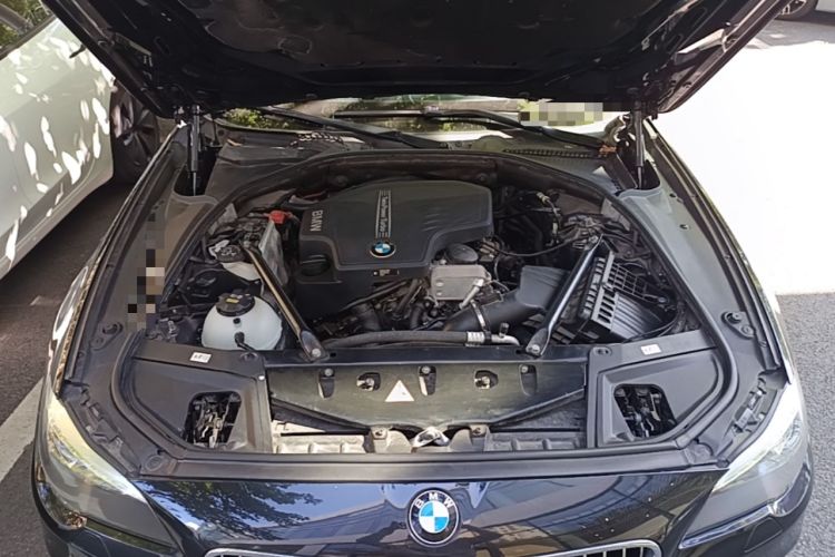 Used BMW 5 Series 2014 528Li Leading Model Engine Bay