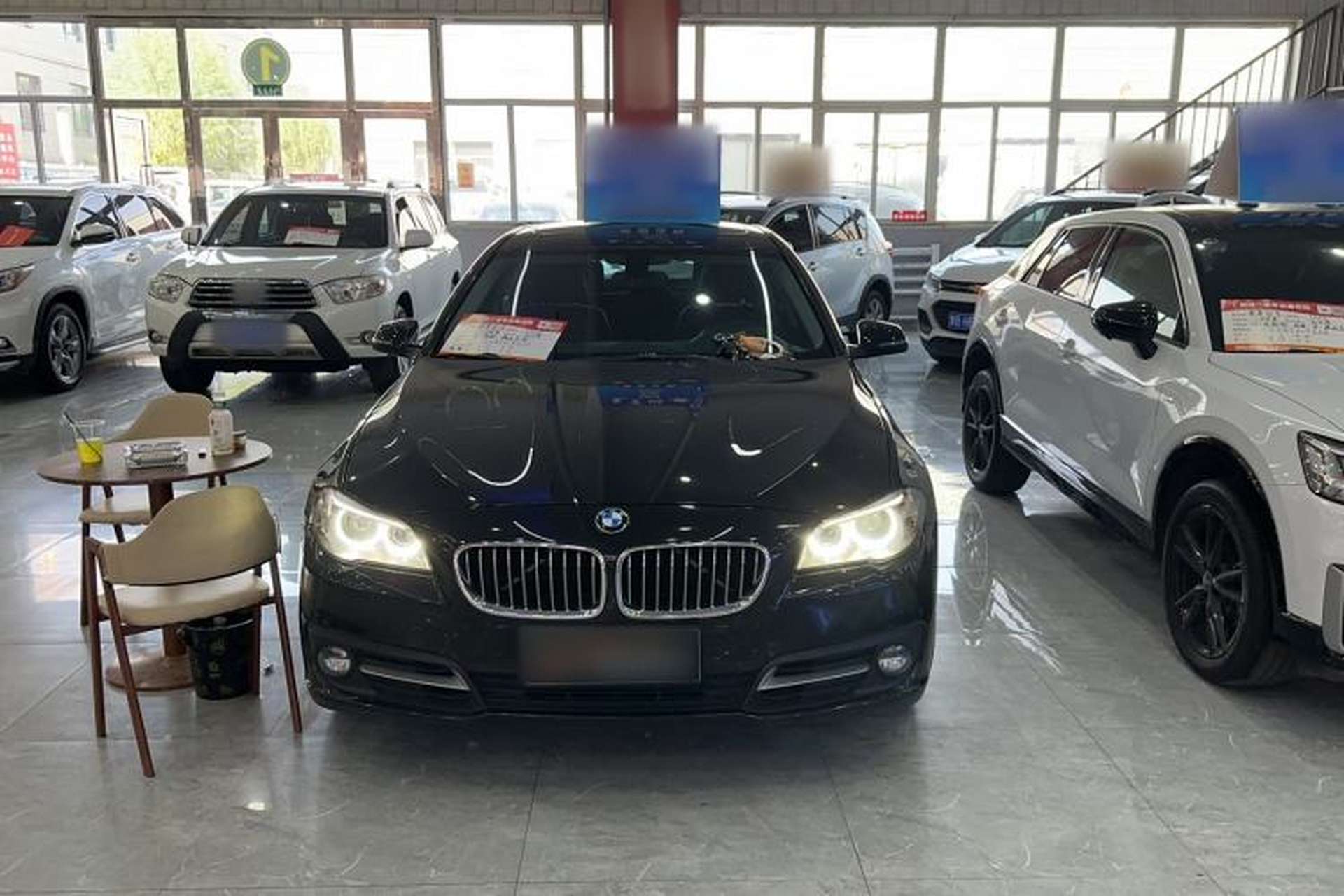 Used BMW 5 Series 2014 525Li Leading Model Exterior 1
