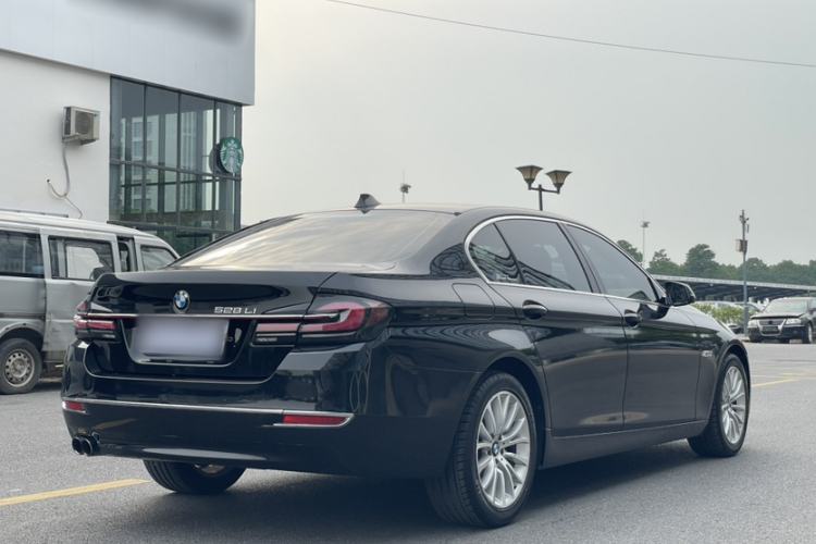 Used BMW 5 Series 2014 525Li Luxury Design Package Exterior 10