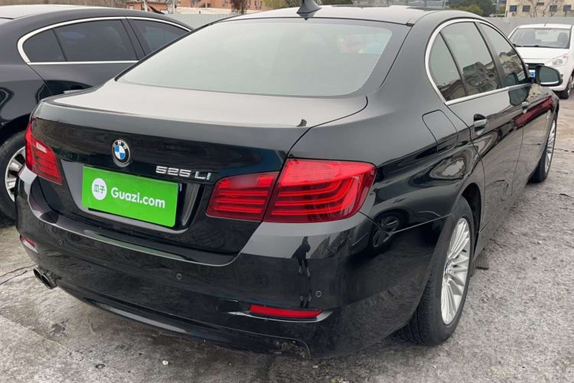 Used BMW 5 Series 2014 525Li Leading Model Exterior 2