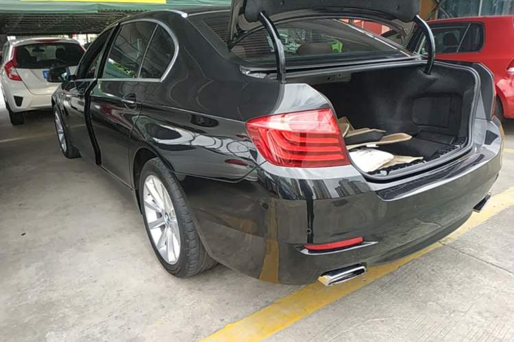 Used BMW 5 Series 2014 535Li Leading Model Exterior 2