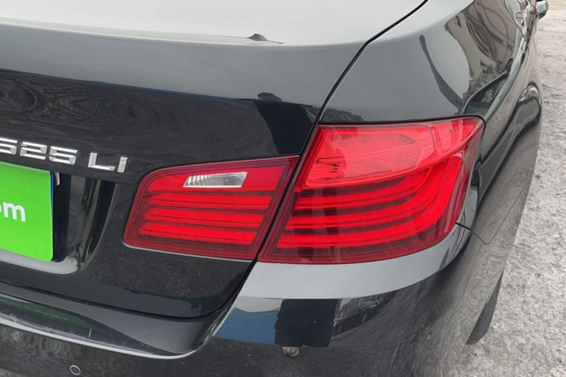 Used BMW 5 Series 2014 525Li Leading Model Exterior 3