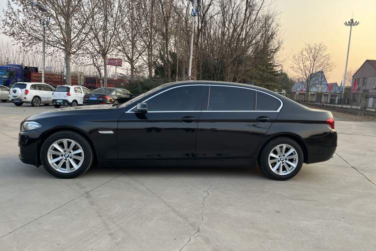 Used BMW 5 Series 2014 520Li Elegant Model Exterior 3