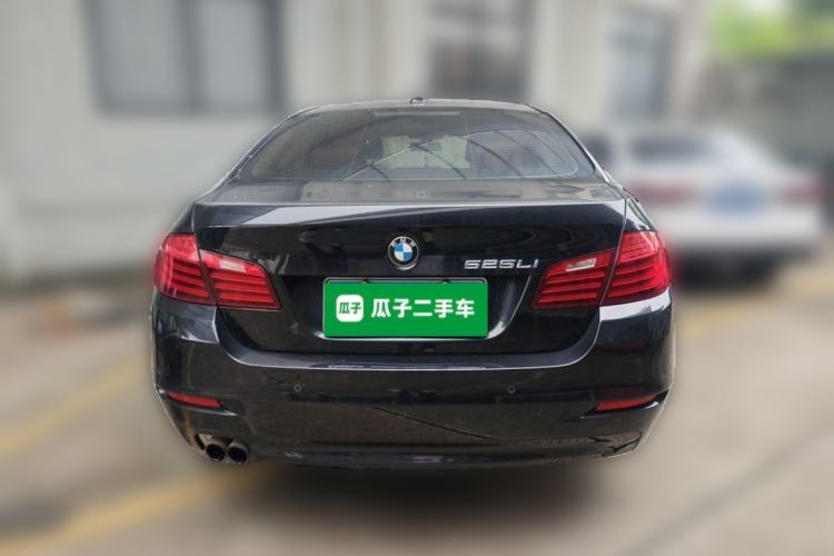Used BMW 5 Series 2014 525Li Leading Model Exterior 4
