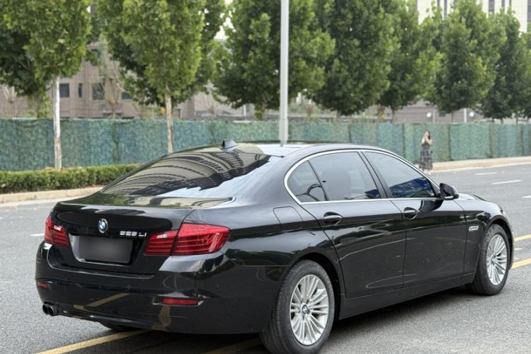 Used BMW 5 Series 2014 525Li Leading Model Exterior 5