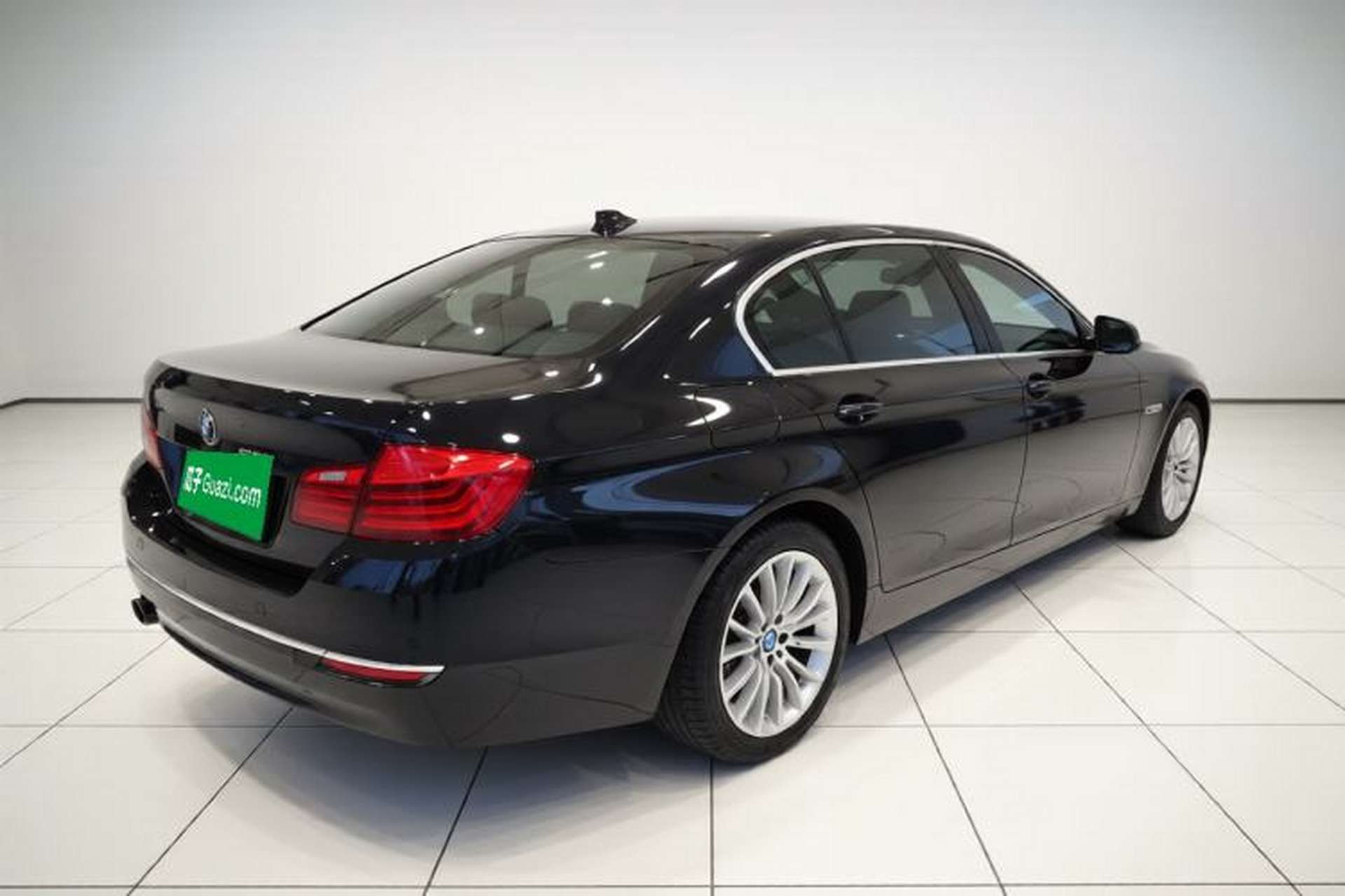 Used BMW 5 Series 2014 525Li Luxury Design Package Exterior 5