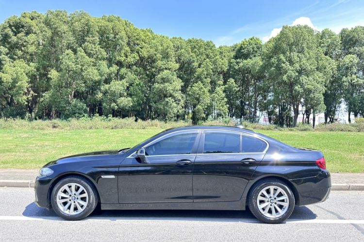 Used BMW 5 Series 2014 520i Elegant Edition Exterior 5