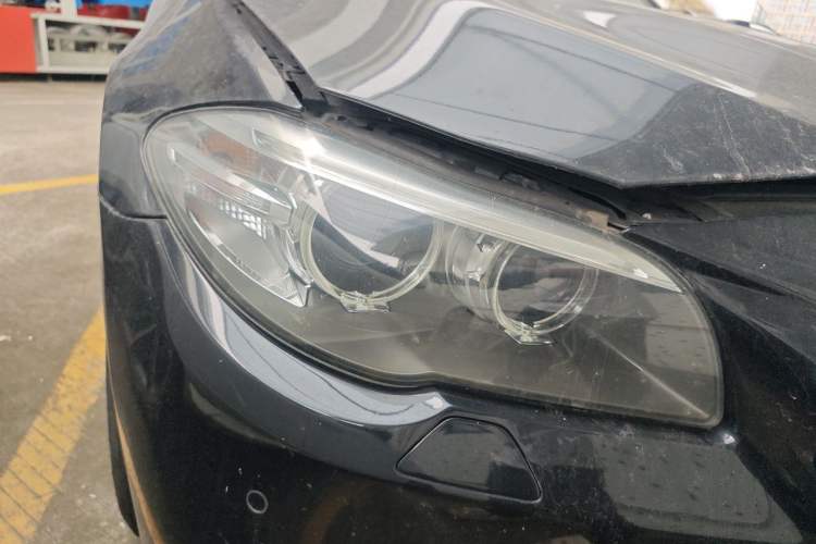Used BMW 5 Series 2014 525Li Leading Model Exterior 6