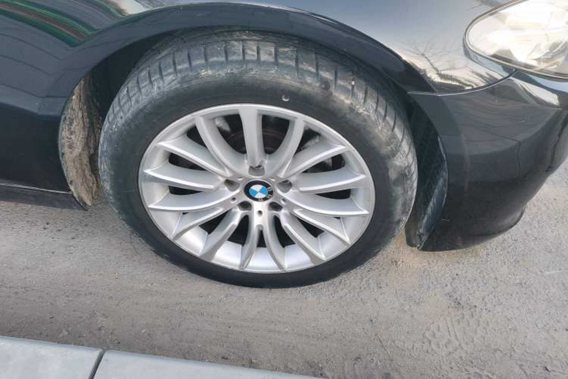 Used BMW 5 Series 2014 525Li Luxury Design Package Exterior 7