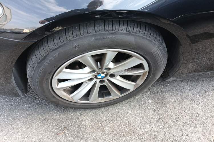 Used BMW 5 Series 2014 520i Touring Edition Exterior 7
