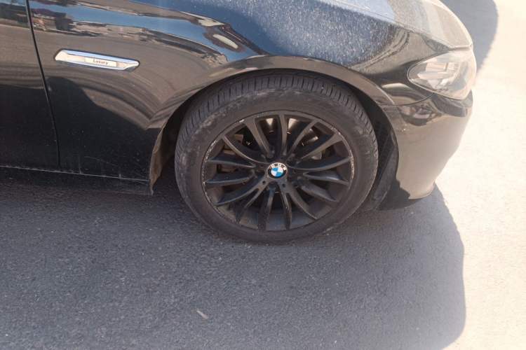 Used BMW 5 Series 2014 525Li Luxury Design Package Exterior 7