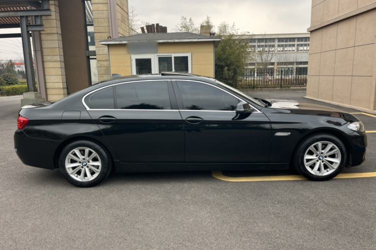Used BMW 5 Series 2014 520Li Elegant Model Exterior 8