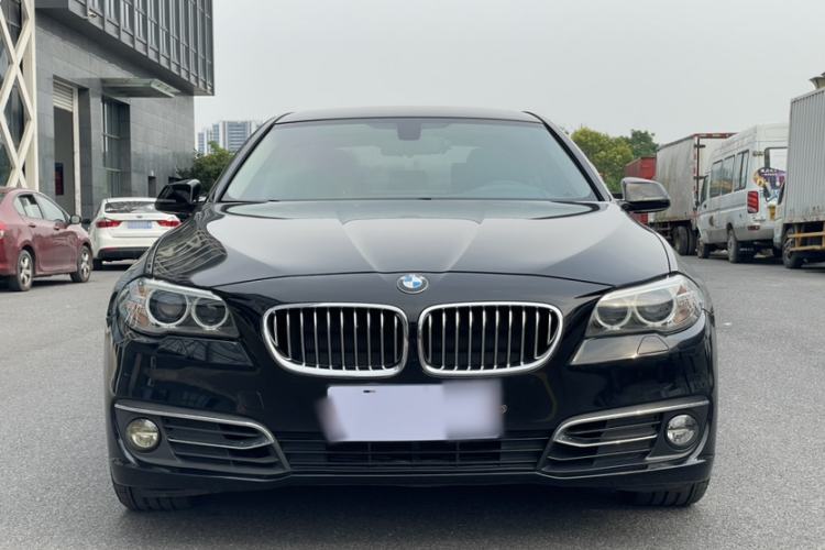 Used BMW 5 Series 2014 525Li Luxury Design Package Exterior 9