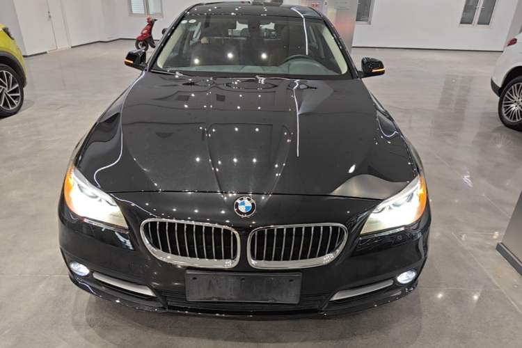 Used BMW 5 Series 2014 525Li Leading Model Front