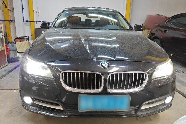 Used BMW 5 Series 2014 528Li Leading Model Front