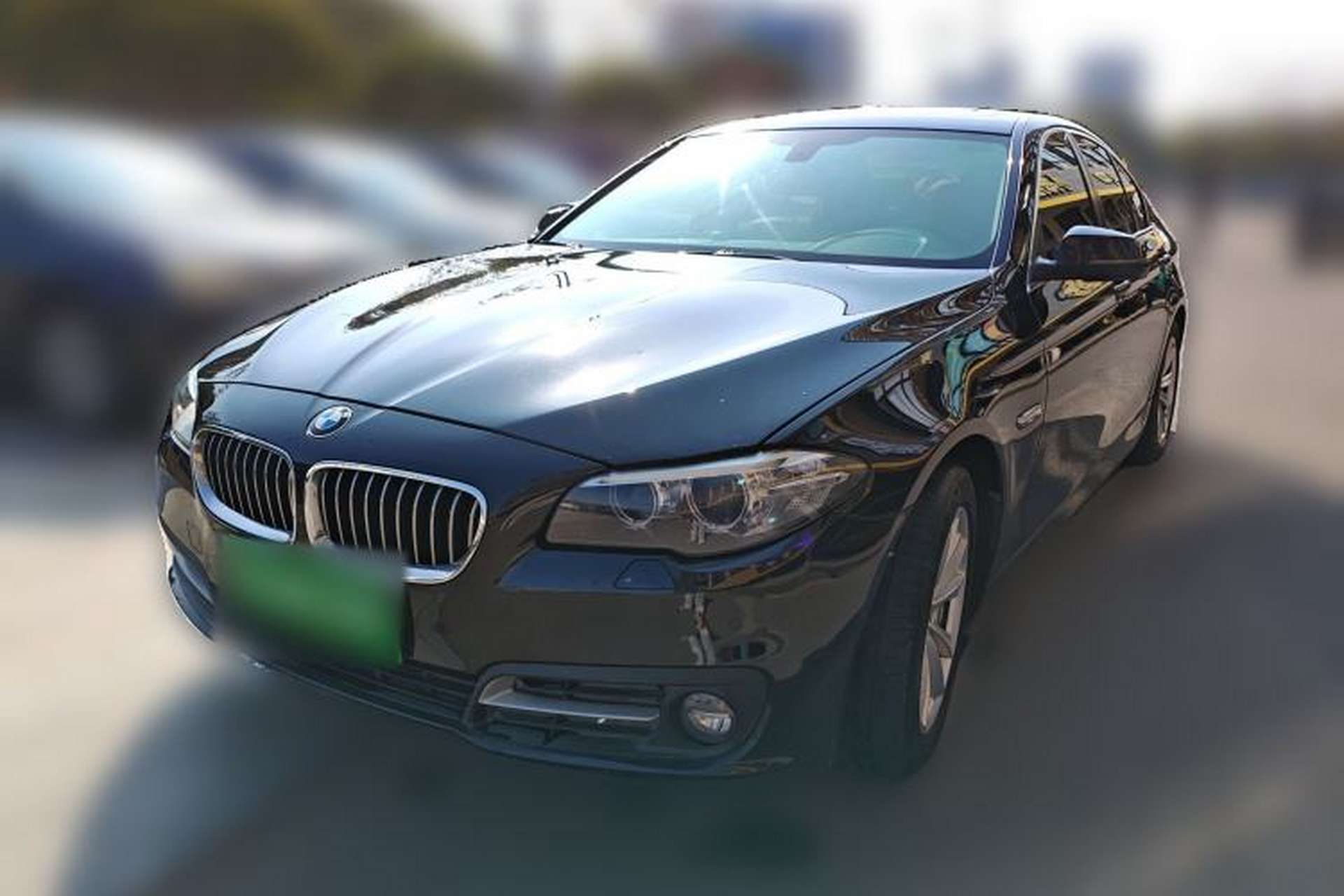 Used BMW 5 Series 2014 520i Elegant Edition Front Left 45 Deg