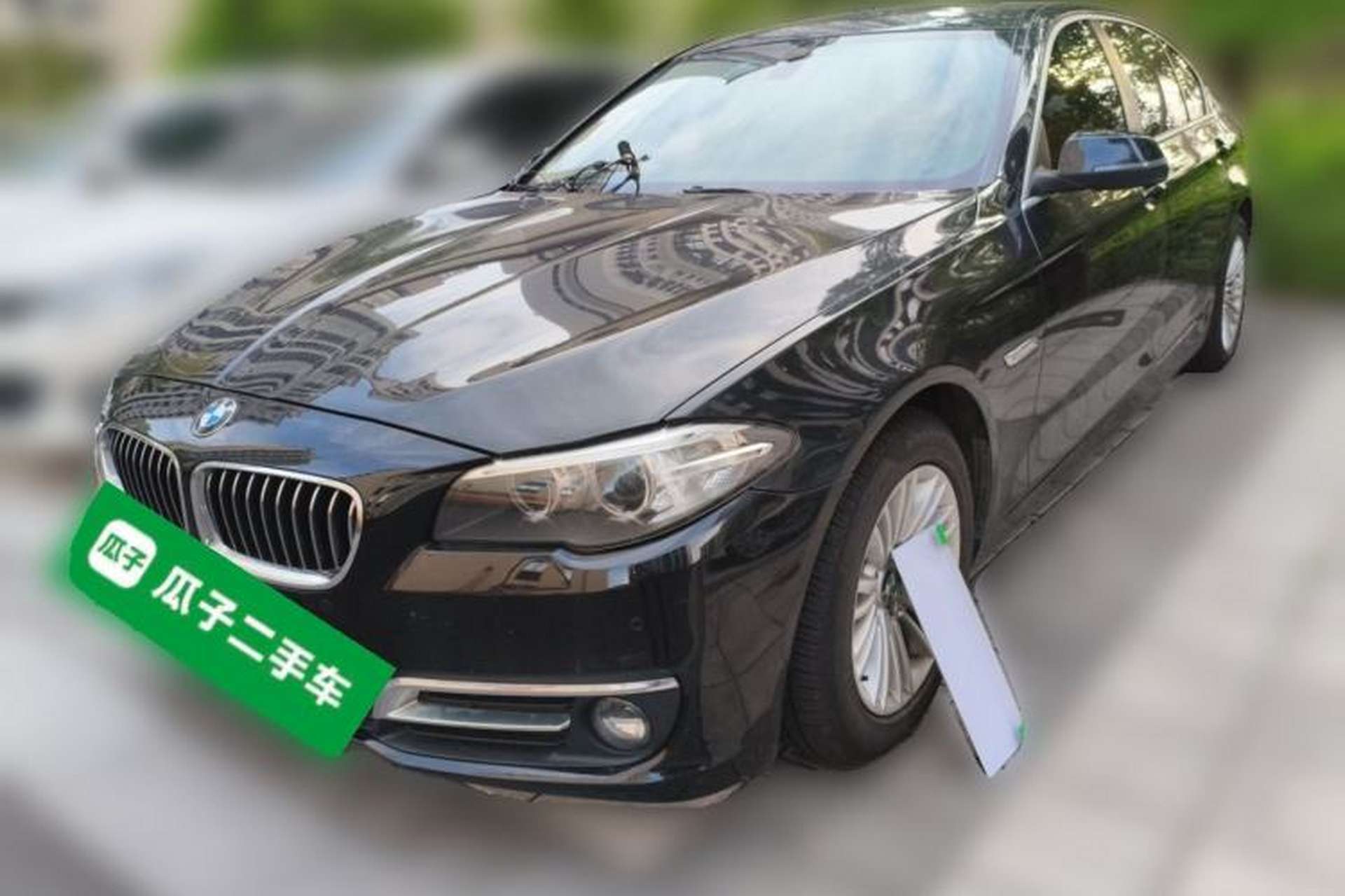 Used BMW 5 Series 2014 525Li Leading Model Front Left 45 Deg