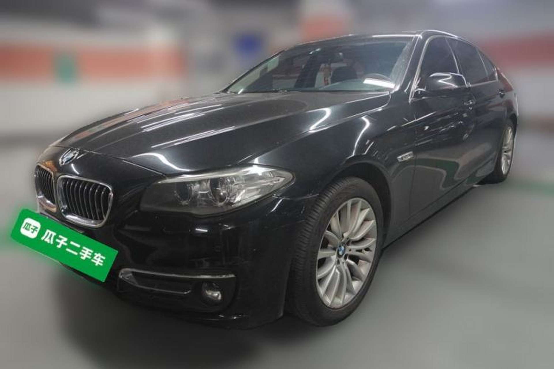Used BMW 5 Series 2014 525Li Luxury Design Package Front Left 45 Deg