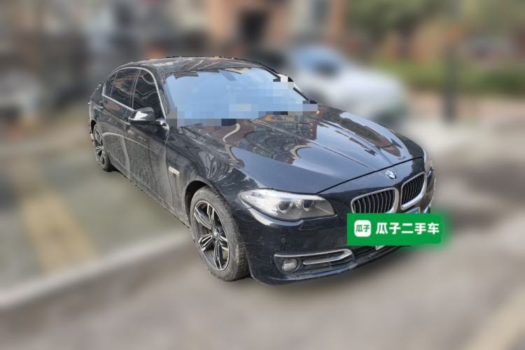 Used BMW 5 Series 2014 525Li Luxury Design Package Front Right 45 Deg