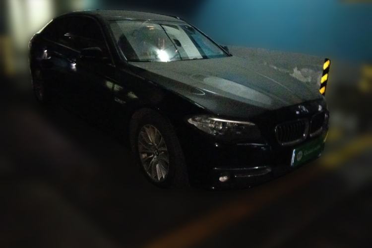 Used BMW 5 Series 2014 525Li Luxury Design Package Front Right 45 Deg