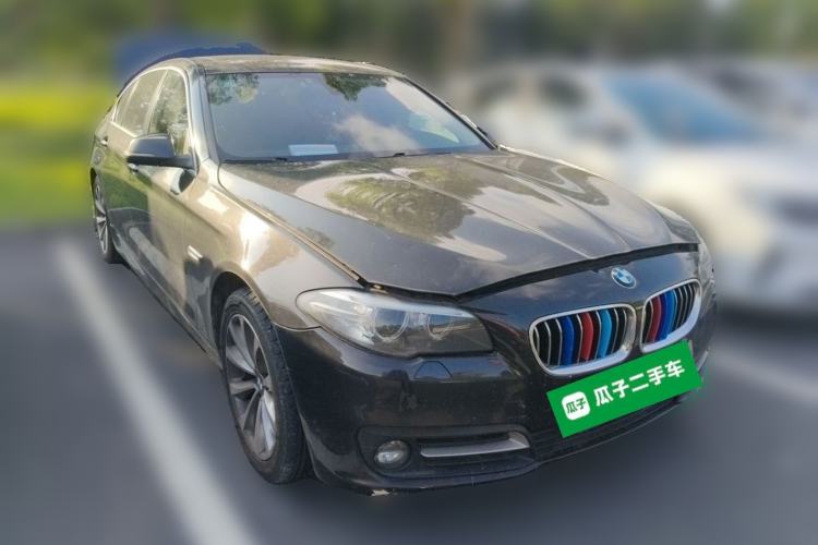 Used BMW 5 Series 2014 525Li Luxury Design Package Front Right 45 Deg