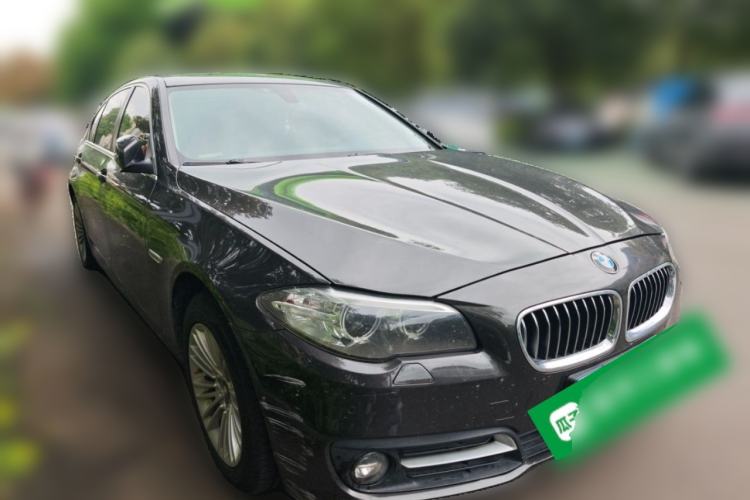 Used BMW 5 Series 2014 525Li Leading Model Front Right 45 Deg