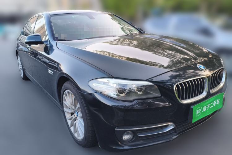 Used BMW 5 Series 2014 525Li Luxury Design Package Front Right 45 Deg
