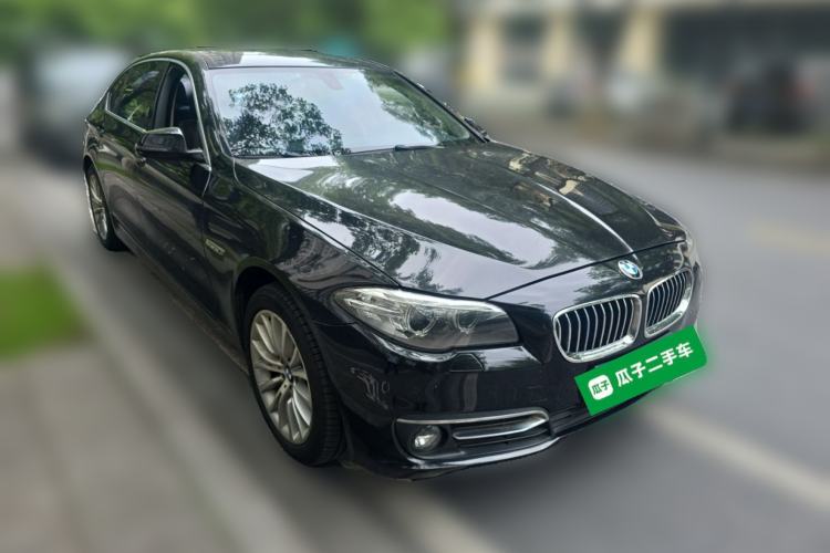 Used BMW 5 Series 2014 525Li Luxury Design Package Front Right 45 Deg