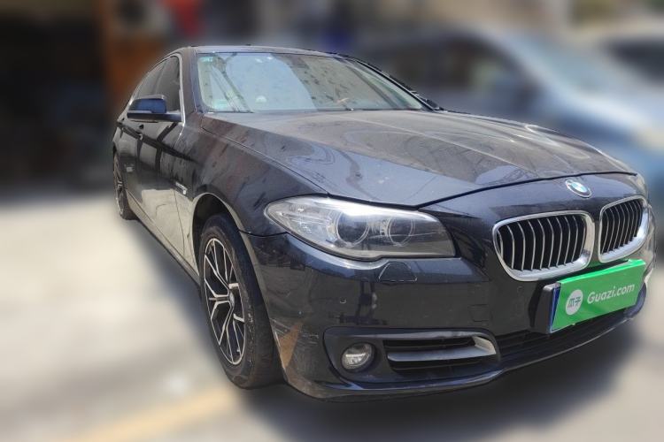 Used BMW 5 Series 2014 525Li Leading Model Front Right 45 Deg