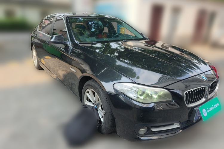 Used BMW 5 Series 2014 520Li Elegant Model Front Right 45 Deg