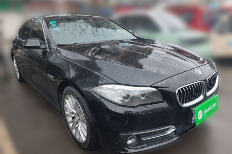 Used BMW 5 Series 2014 525Li Luxury Design Package Front Right 45 Deg
