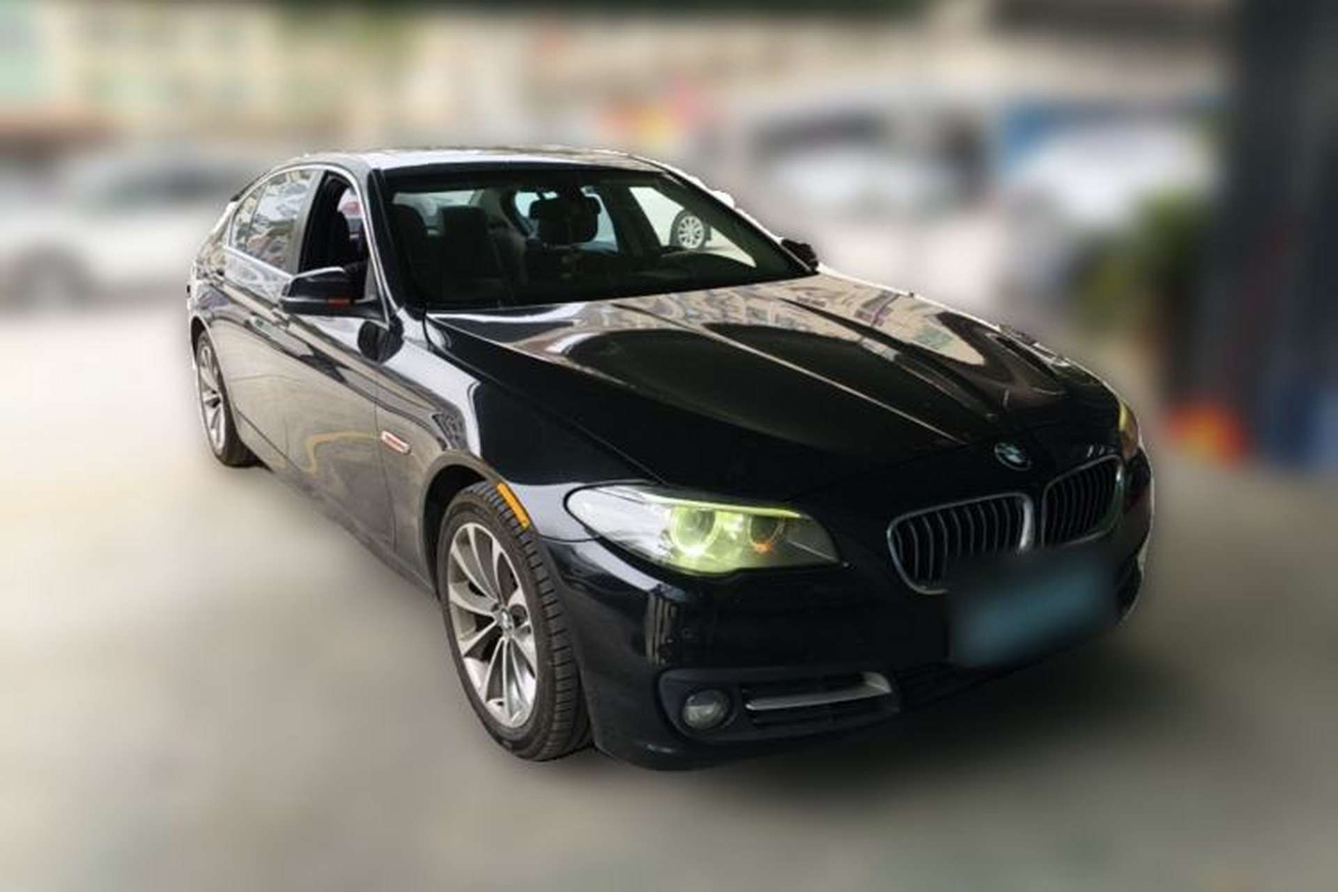 Used BMW 5 Series 2014 528Li Leading Model Front Right 45 Deg