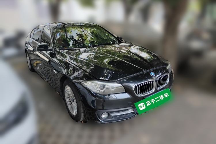 Used BMW 5 Series 2014 525Li Leading Model Front Right 45 Deg