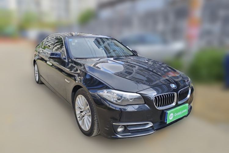 Used BMW 5 Series 2014 535Li Luxury Design Package Front Right 45 Deg