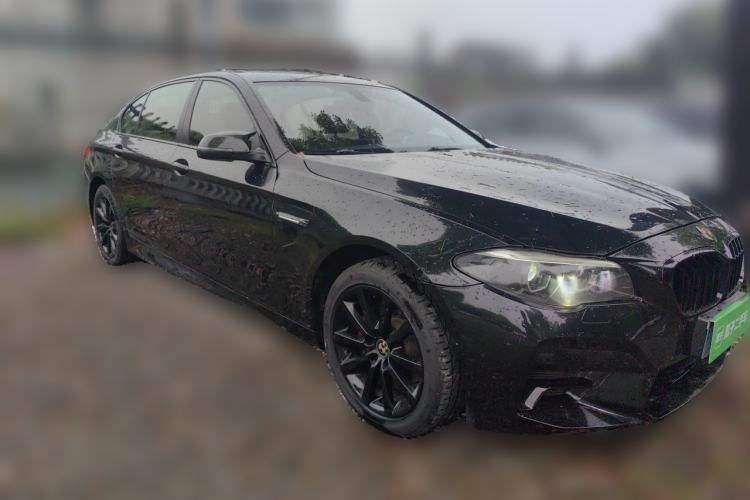 Used BMW 5 Series 2014 530Li Leading Model Front Right 45 Deg