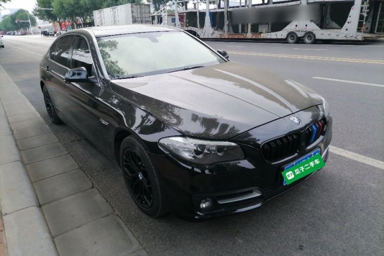 Used BMW 5 Series 2014 535Li Leading Model Front Right 45 Deg