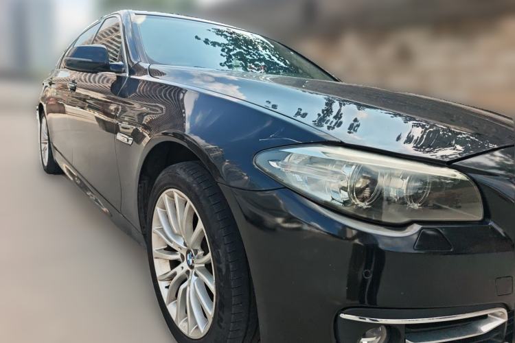 Used BMW 5 Series 2014 525Li Luxury Design Package Front Right 45 Deg