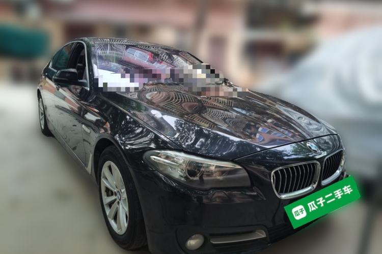 Used BMW 5 Series 2014 520i Elegant Edition Front Right 45 Deg