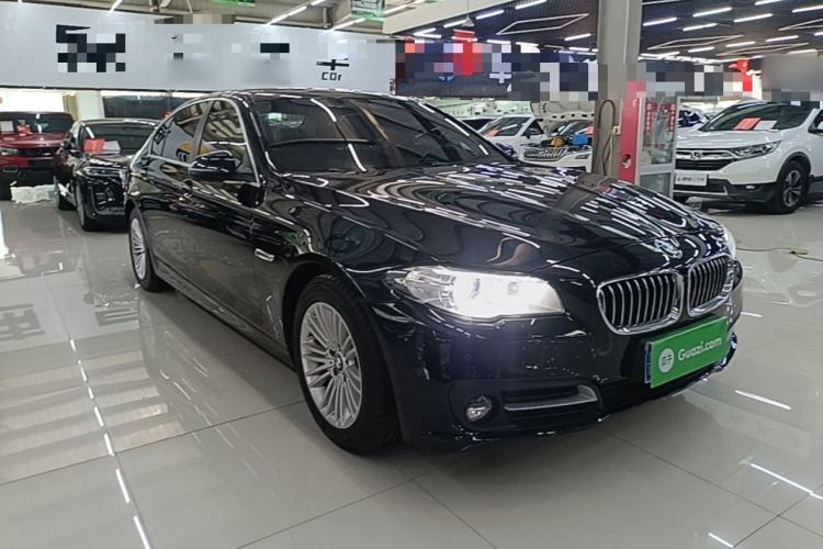Used BMW 5 Series 2014 525Li Leading Model Front Right 45 Deg