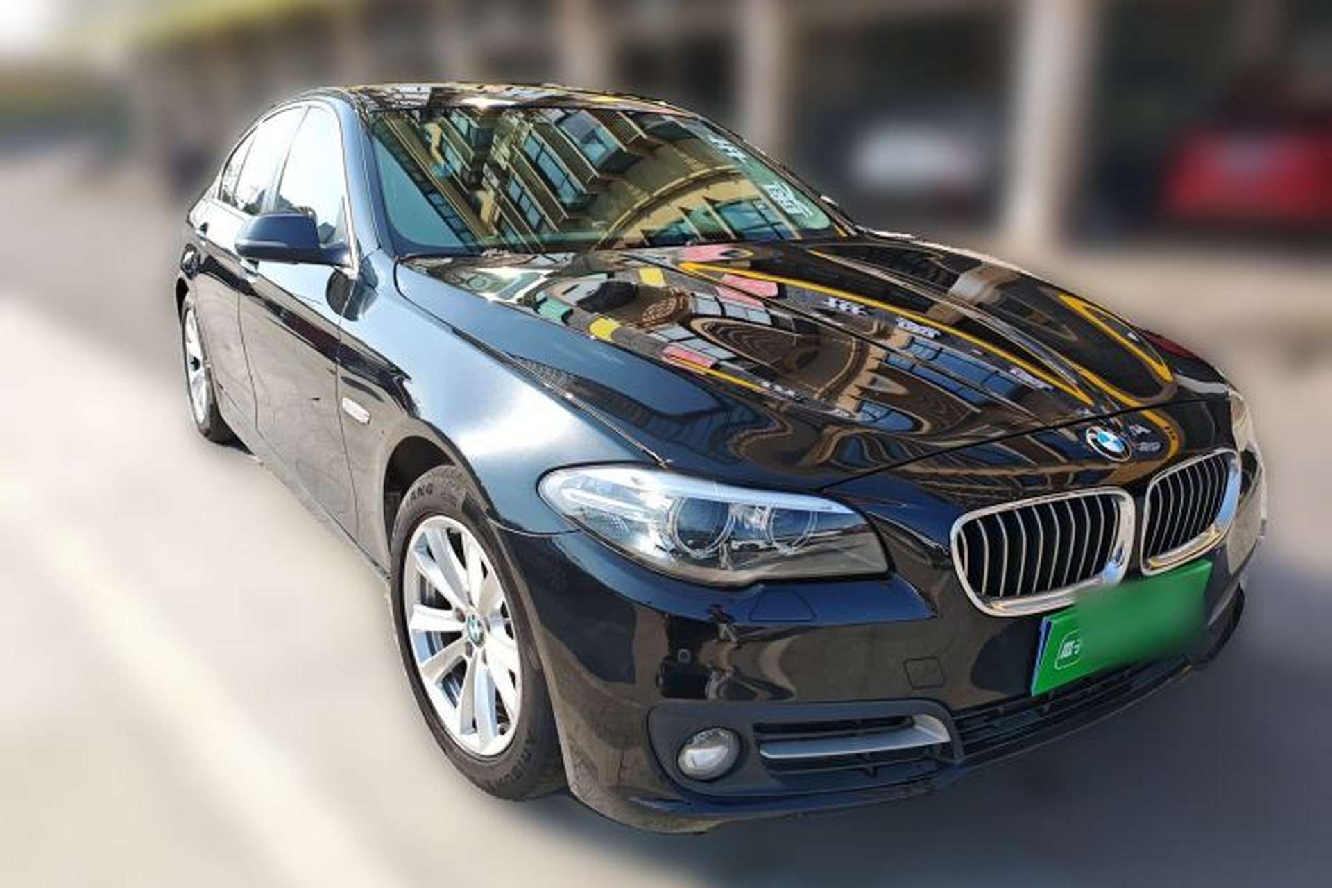 Used BMW 5 Series 2014 520i Elegant Edition Front Right 45 Deg