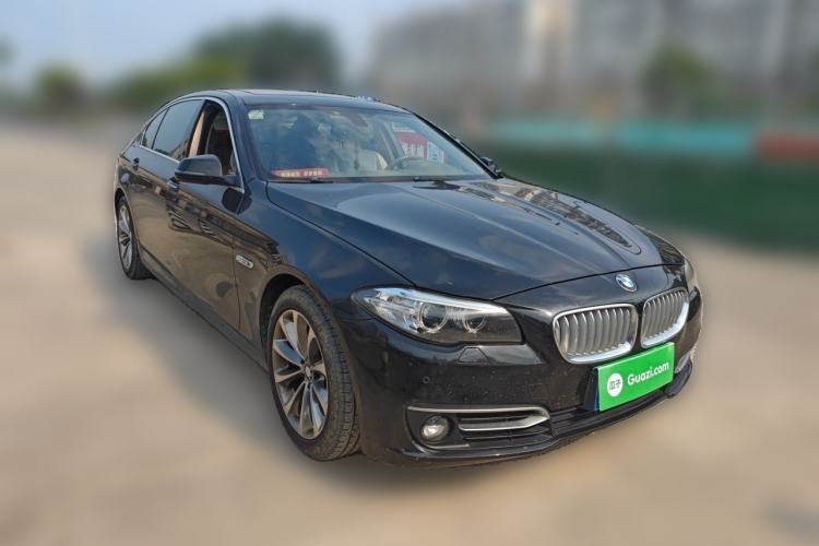 Used BMW 5 Series 2014 525Li Fashion Design Package Front Right 45 Deg