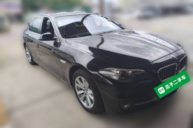 Used BMW 5 Series 2014 520Li Elegant Model Front Right 45 Deg