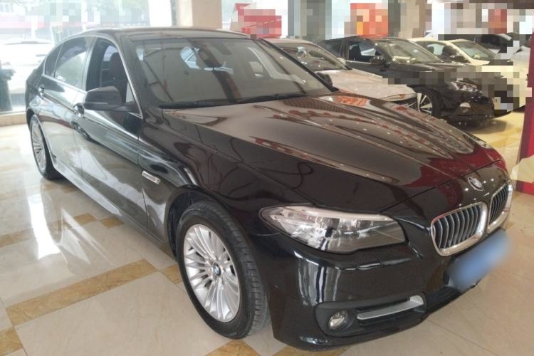Used BMW 5 Series 2014 525Li Leading Model Front Right 45 Deg