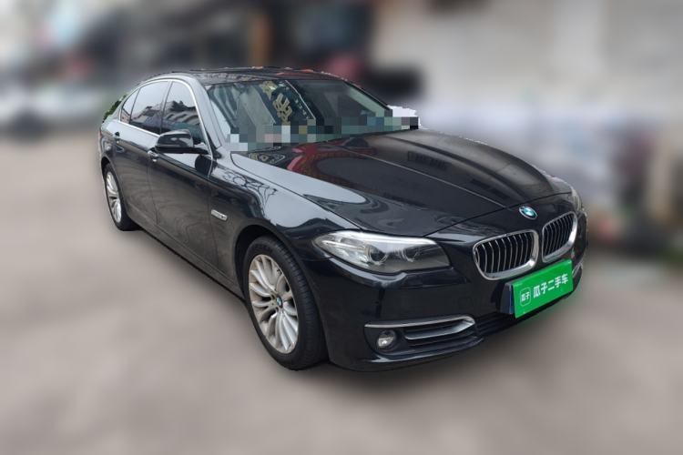 Used BMW 5 Series 2014 525Li Luxury Design Package Front Right 45 Deg