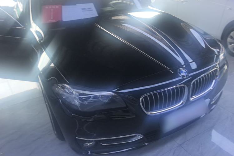 Used BMW 5 Series 2014 525Li Leading Model Front Right 45 Deg