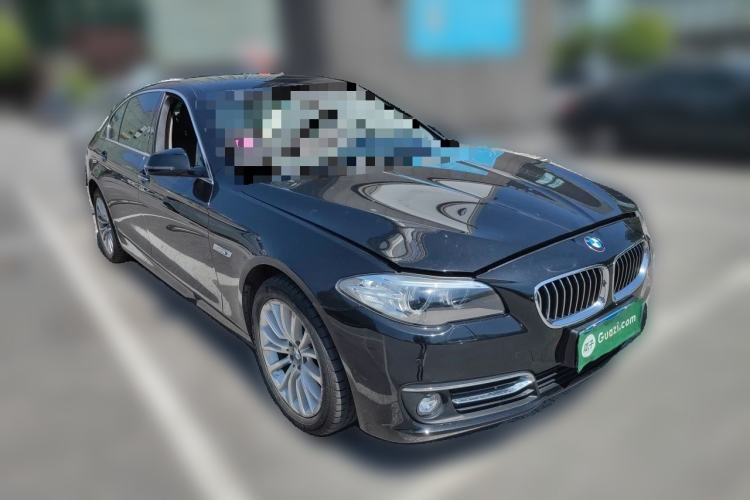 Used BMW 5 Series 2014 525Li Luxury Design Package Front Right 45 Deg