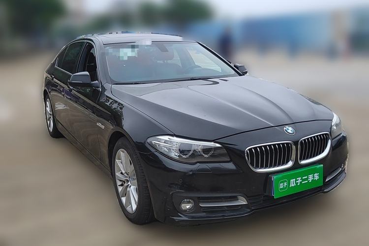 Used BMW 5 Series 2014 528Li xDrive Luxury Design Package Front Right 45 Deg