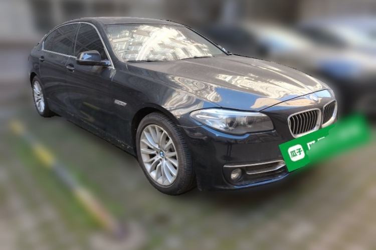 Used BMW 5 Series 2014 525Li Luxury Design Package Front Right 45 Deg