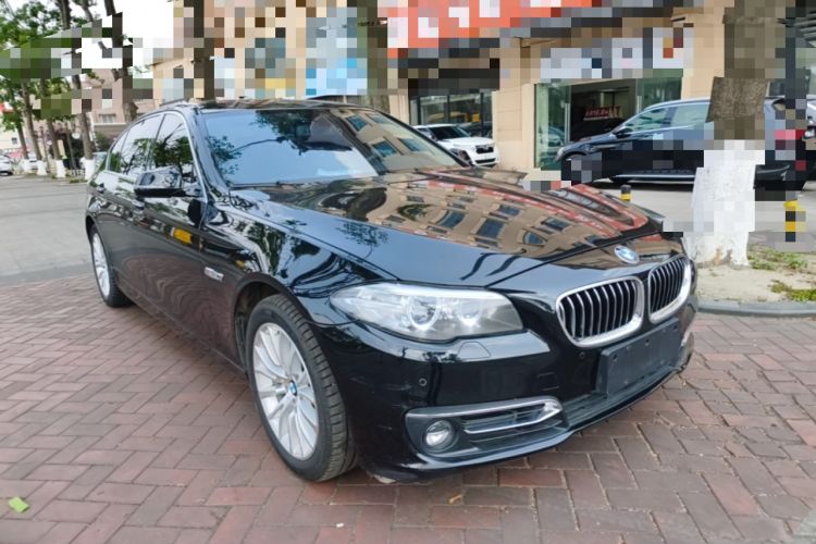 Used BMW 5 Series 2014 525Li Luxury Design Package Front Right 45 Deg